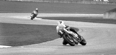 Bob Smith - Battle of the Twins - Donnington October 1982 © Peter Leslie